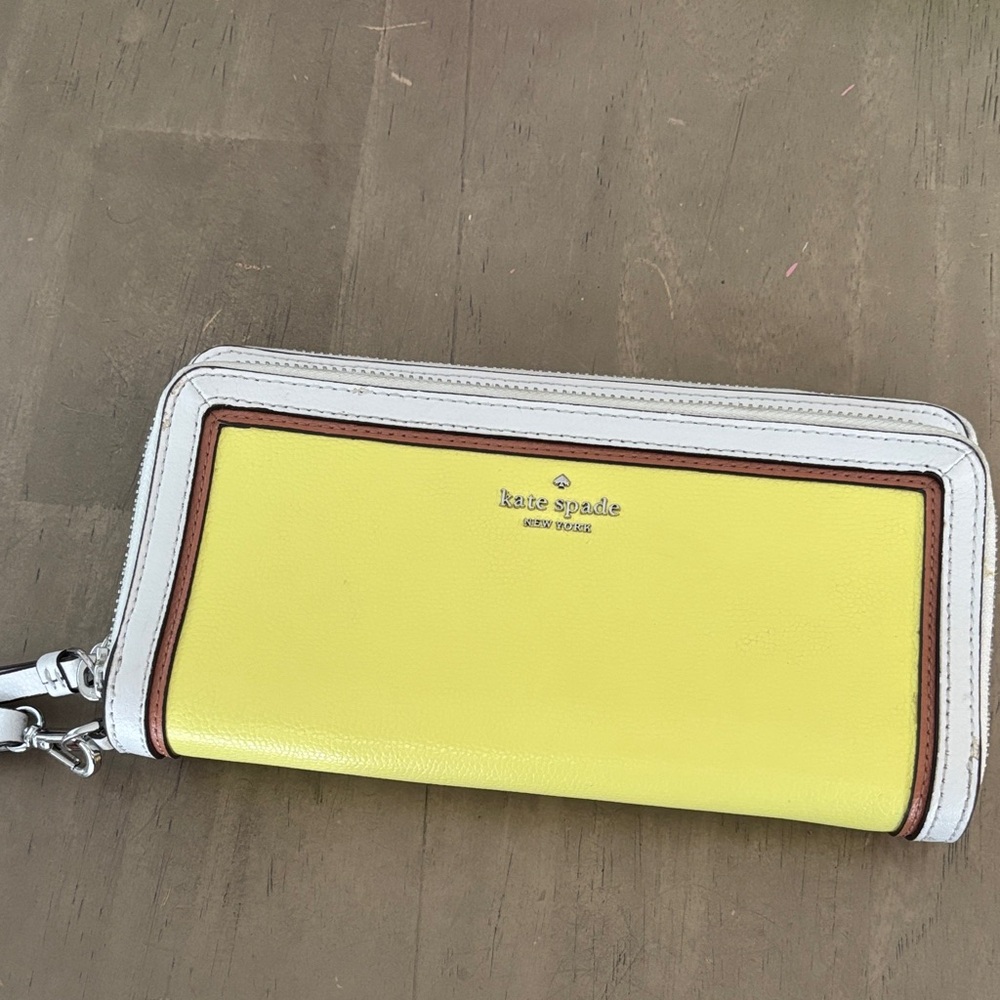 Kate Spade Lemon and Ivory Wallet
